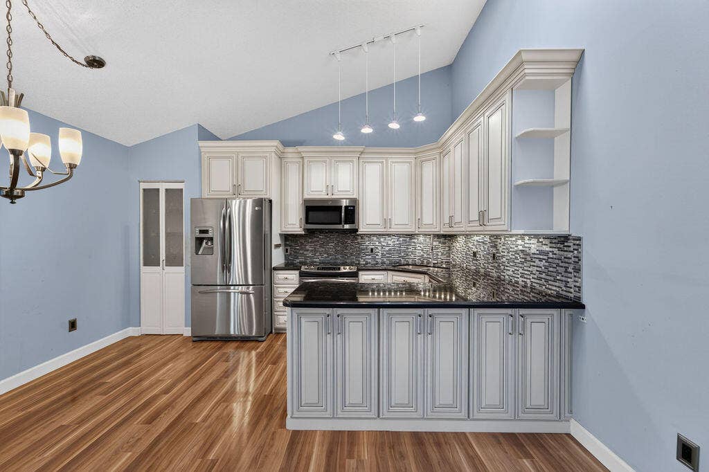 5950 Golden Eagle Circle, Palm Beach Gardens, FL 33418 Kitchen