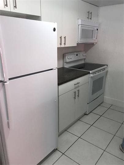 5830 Blueberry Court, Lauderhill, FL 33313 e3c15cd8-4e41-4026-89e8-868fef7e84d1