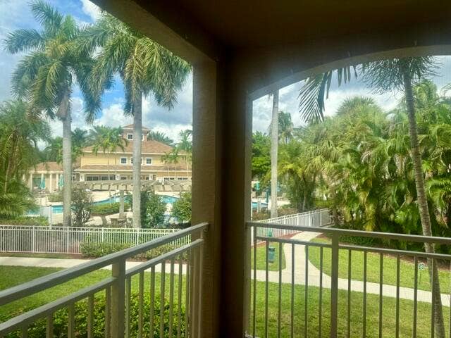 6426 EMERALD DUNES Drive, #206, West Palm Beach, FL 33411 IMG_1879