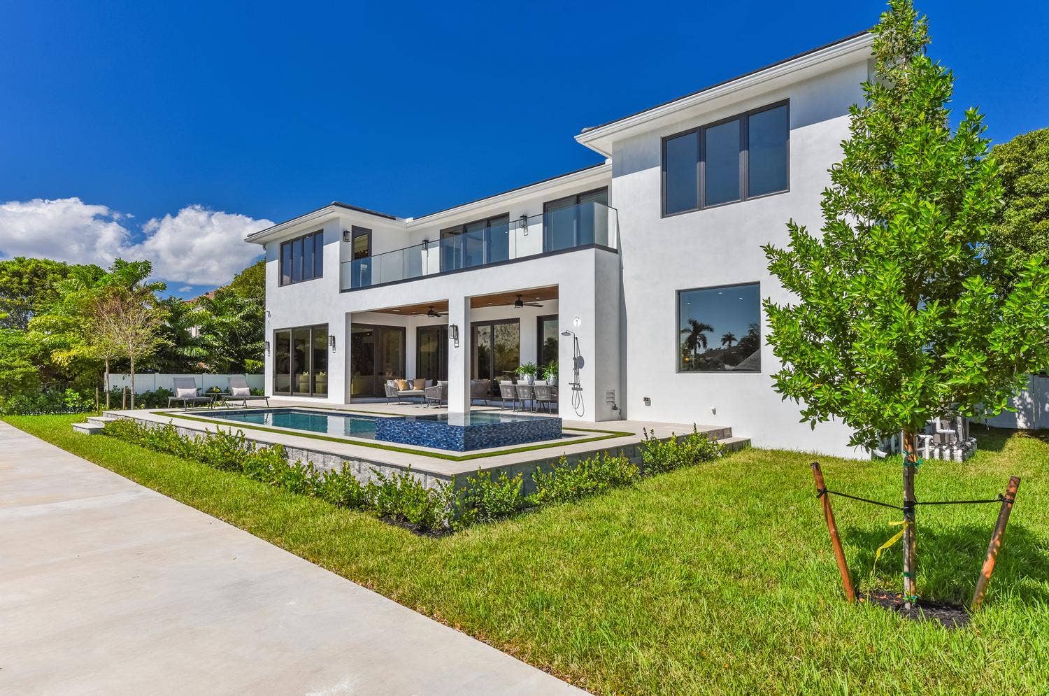 2856 NE 26th Street, Fort Lauderdale, FL 33305 070-015-2856 NE 26th St-1500x995