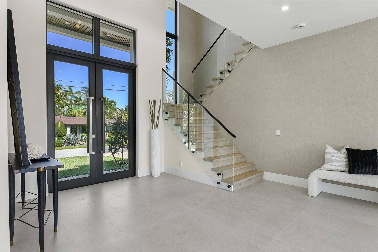 2856 NE 26th Street, Fort Lauderdale, FL 33305 002-038-2856 NE 26th St-1499x1000