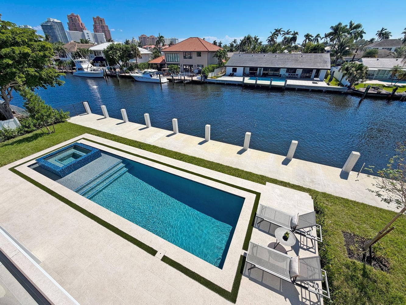 2856 NE 26th Street, Fort Lauderdale, FL 33305 080-033-2856 NE 26th St-1334x1000