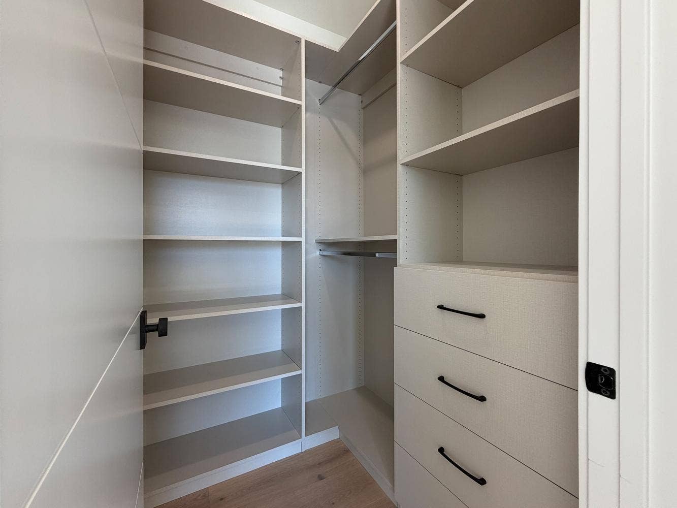 2856 NE 26th Street, Fort Lauderdale, FL 33305 051-005-2856 NE 26th St-1334x1000