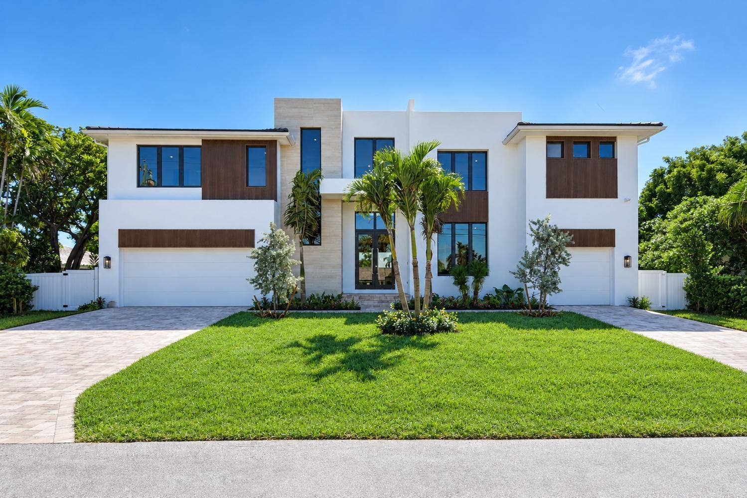 2856 NE 26th Street, Fort Lauderdale, FL 33305 001-031-2856 NE 26th St-1500x1000