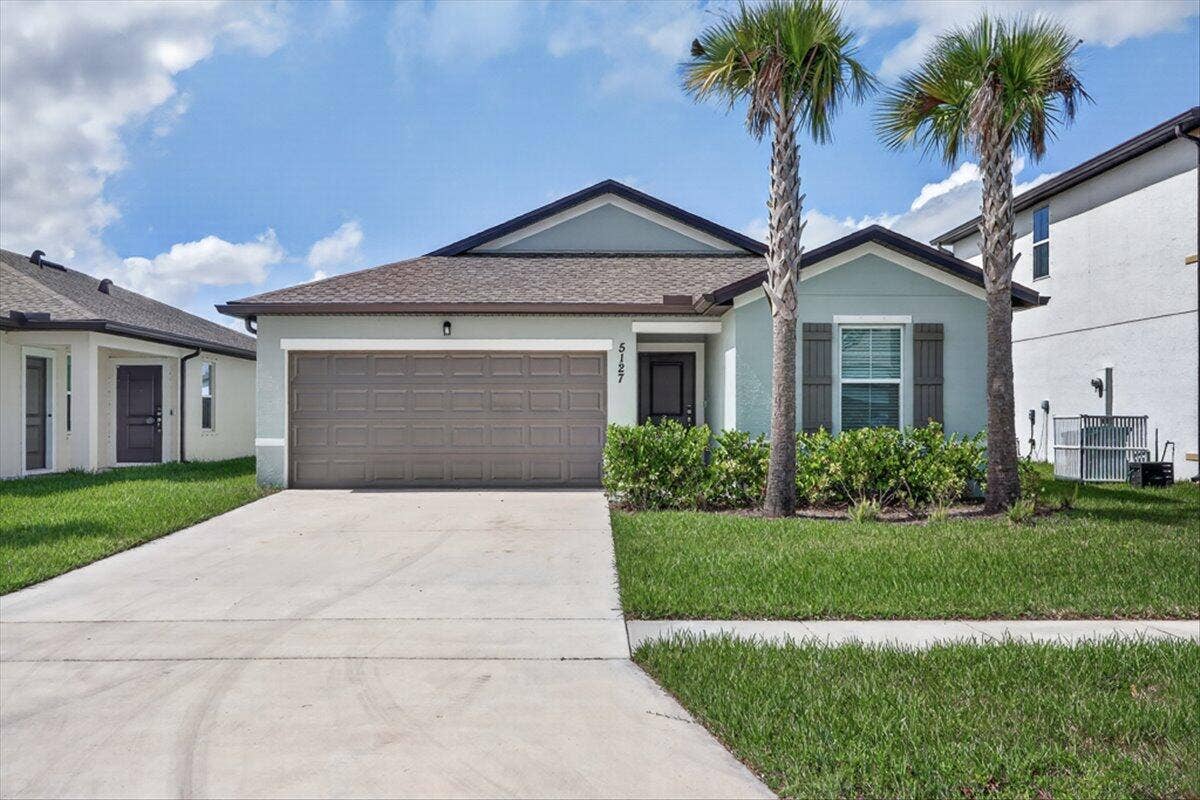 5127 MONTECRISTO Terrace, Fort Pierce, FL 34951 01-030_IMG_9399