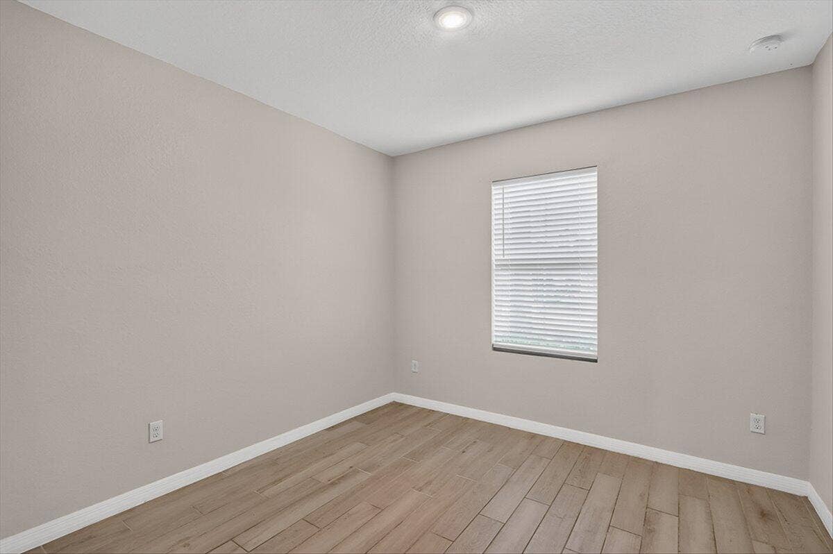 5127 MONTECRISTO Terrace, Fort Pierce, FL 34951 25-059_IMG_9352