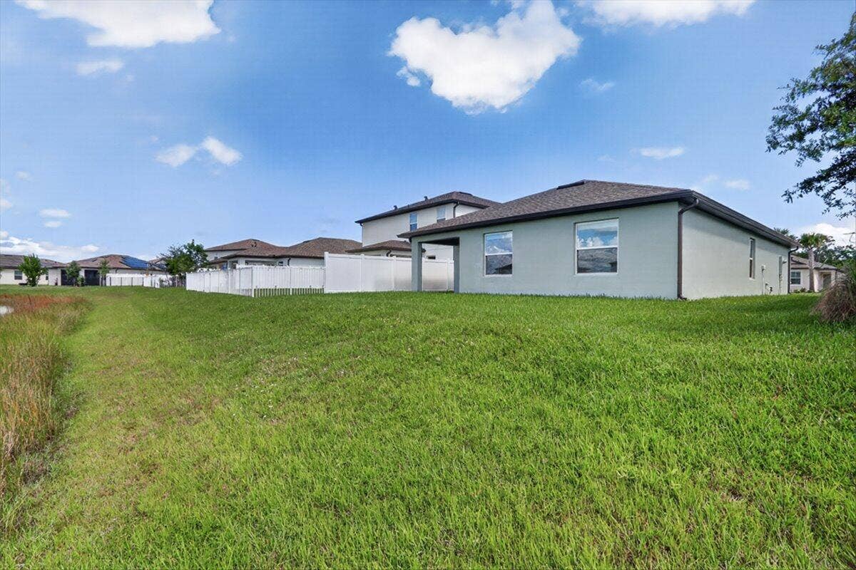 5127 MONTECRISTO Terrace, Fort Pierce, FL 34951 41-039_IMG_9377