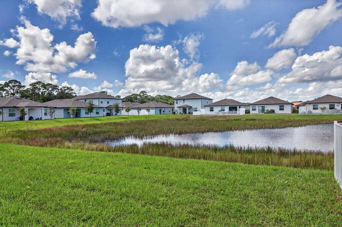 5127 MONTECRISTO Terrace, Fort Pierce, FL 34951 42-023_IMG_9384