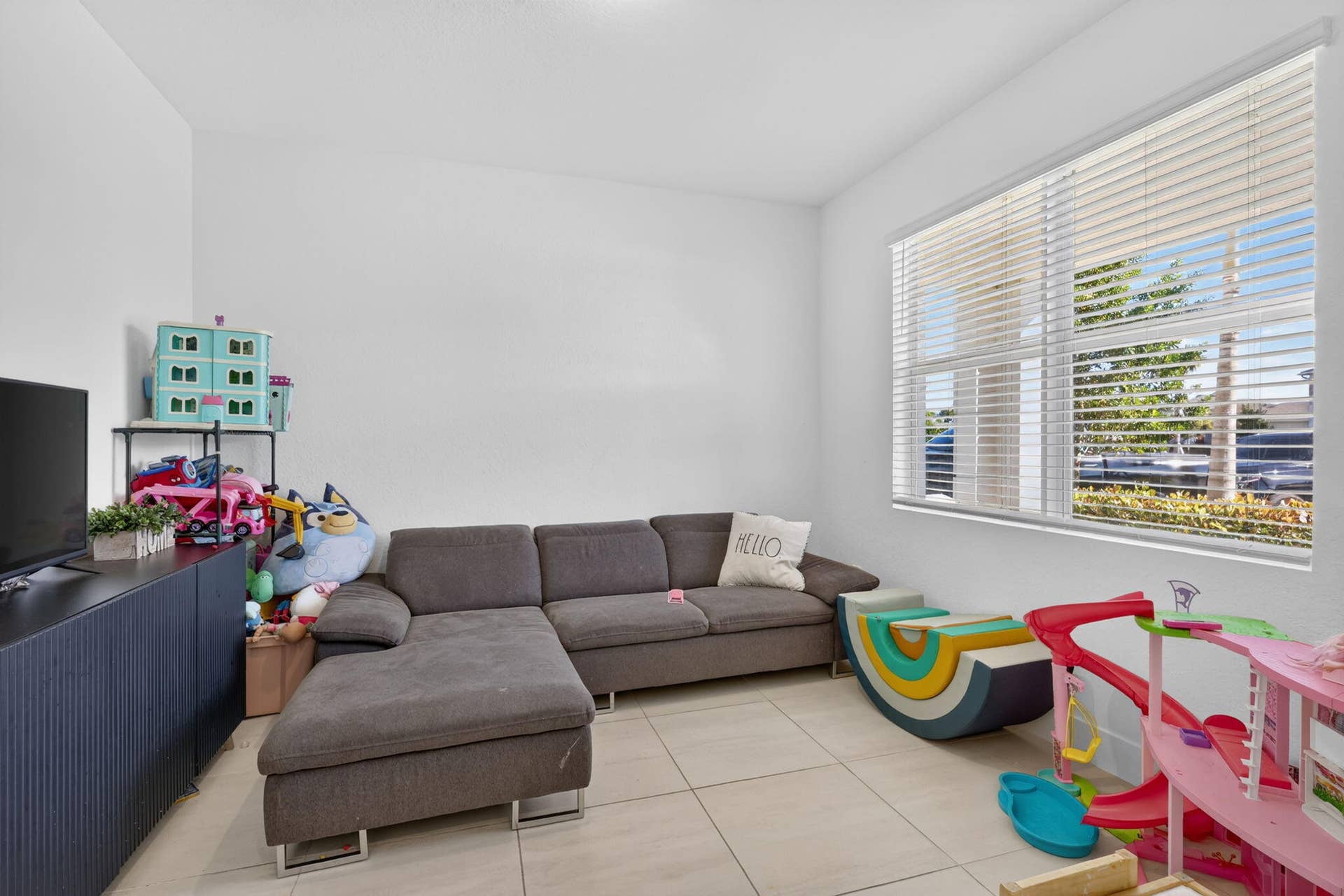 25_Kids Playroom