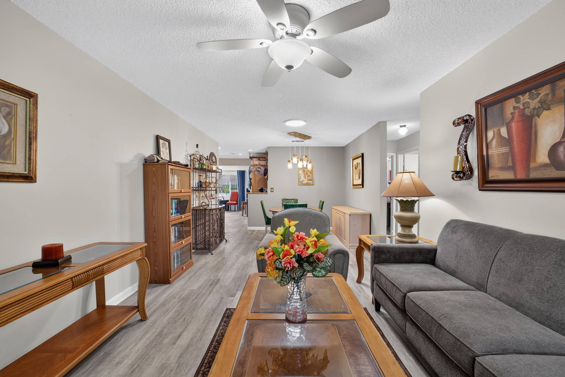 9675 SW 85th Avenue, #B, Ocala, FL 34481 Living Room