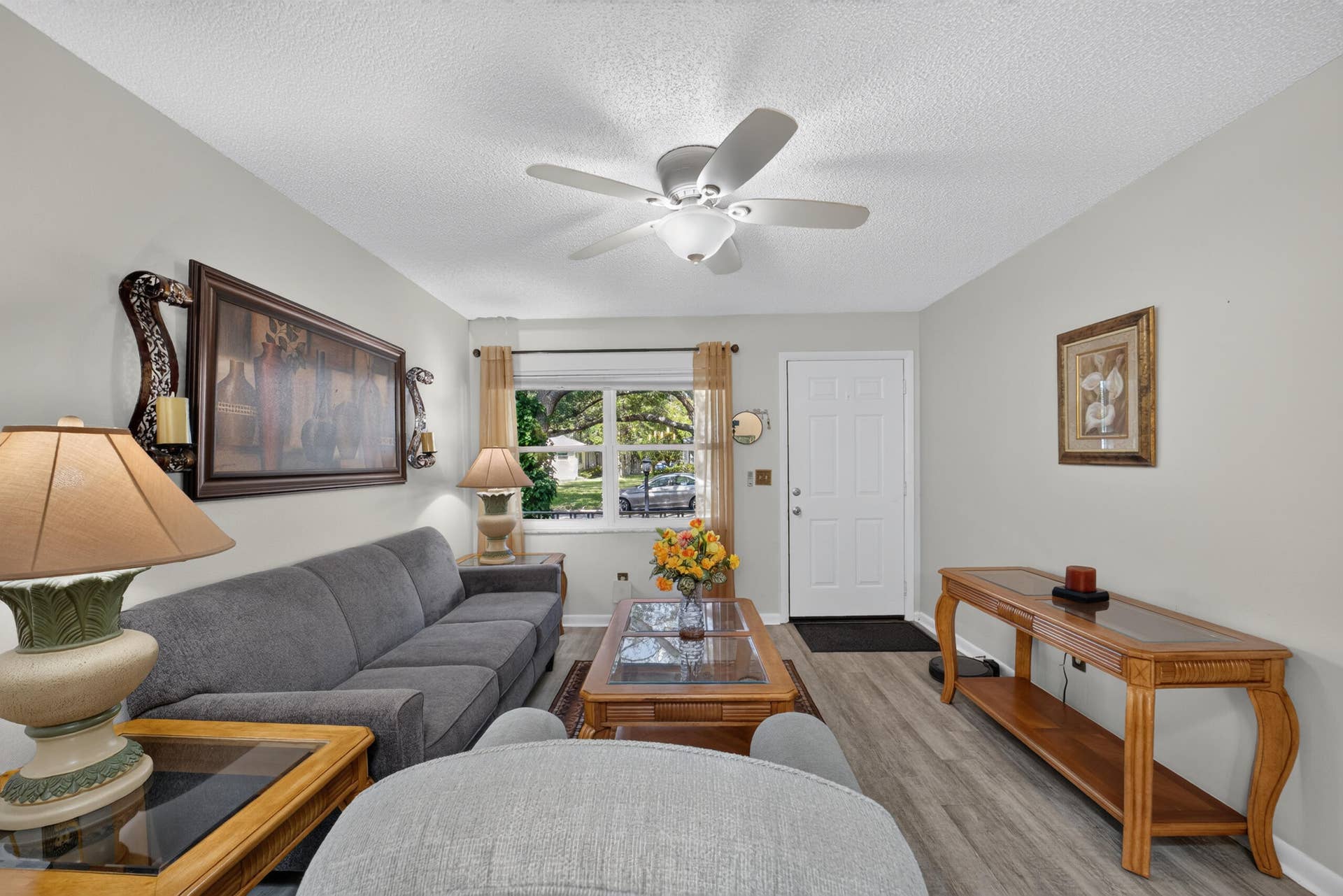 9675 SW 85th Avenue, #B, Ocala, FL 34481 View of Living Room from Dining