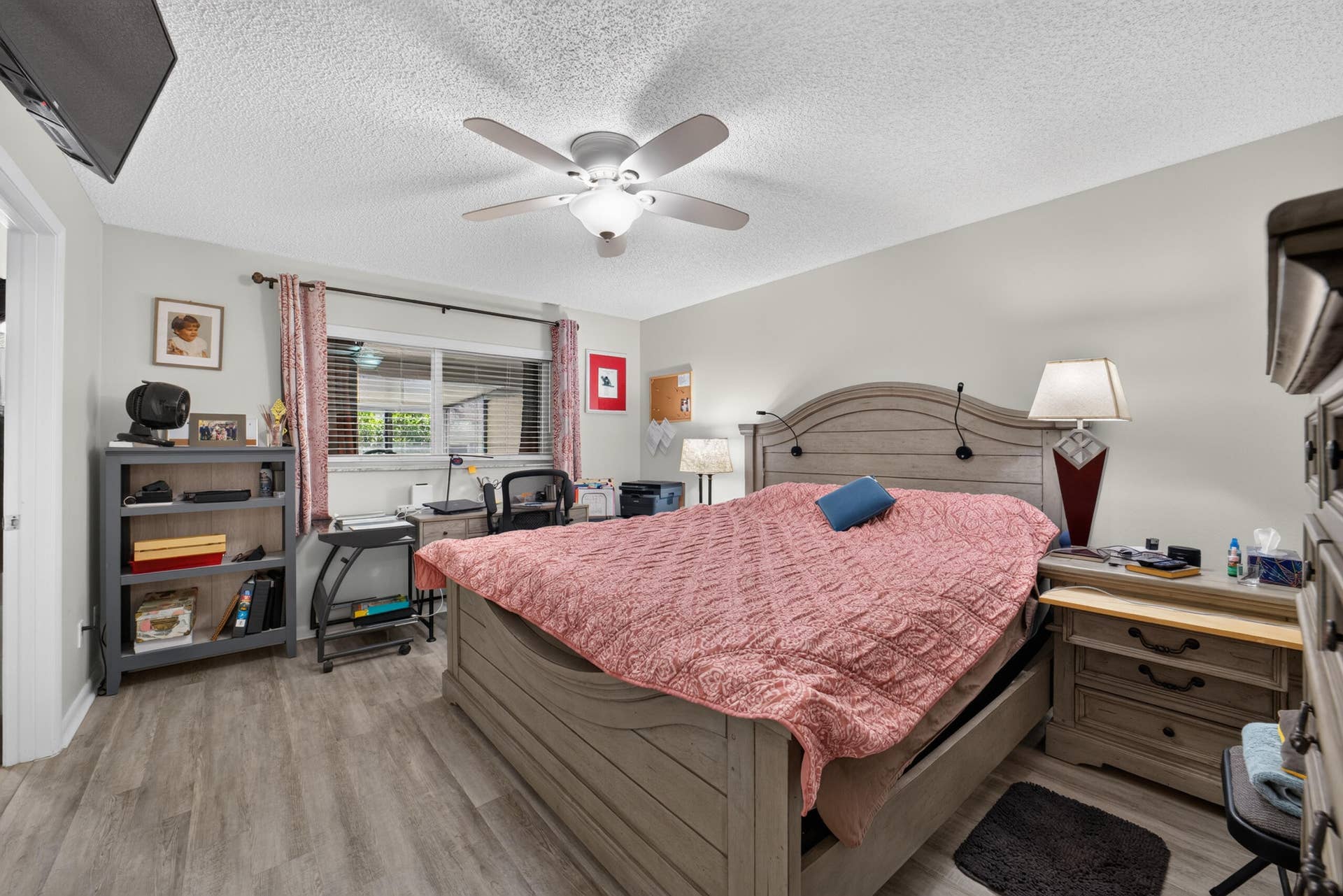 9675 SW 85th Avenue, #B, Ocala, FL 34481 Master Bedroom with Ensuite Bathroom