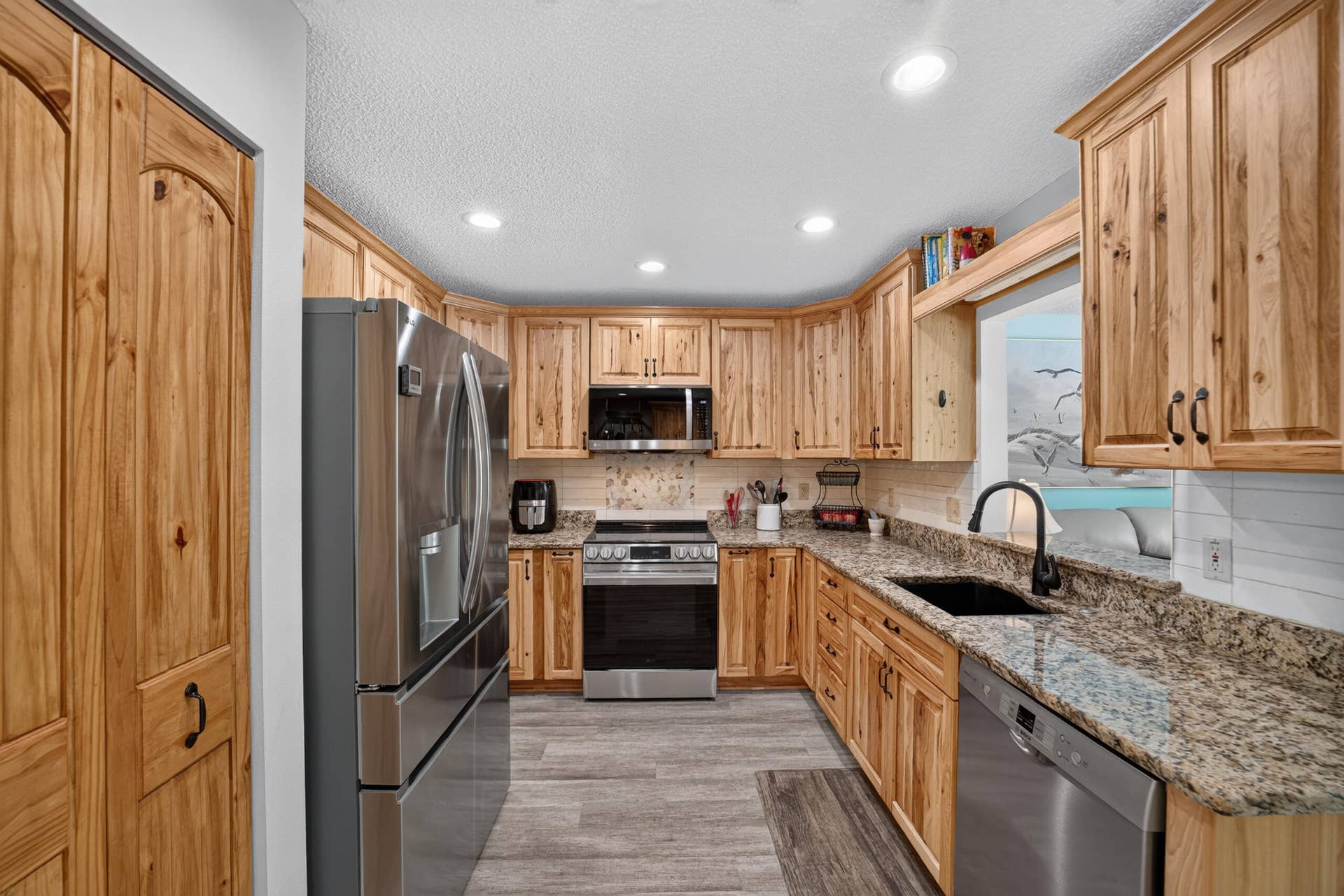 9675 SW 85th Avenue, #B, Ocala, FL 34481 Stainless Steel Appliances