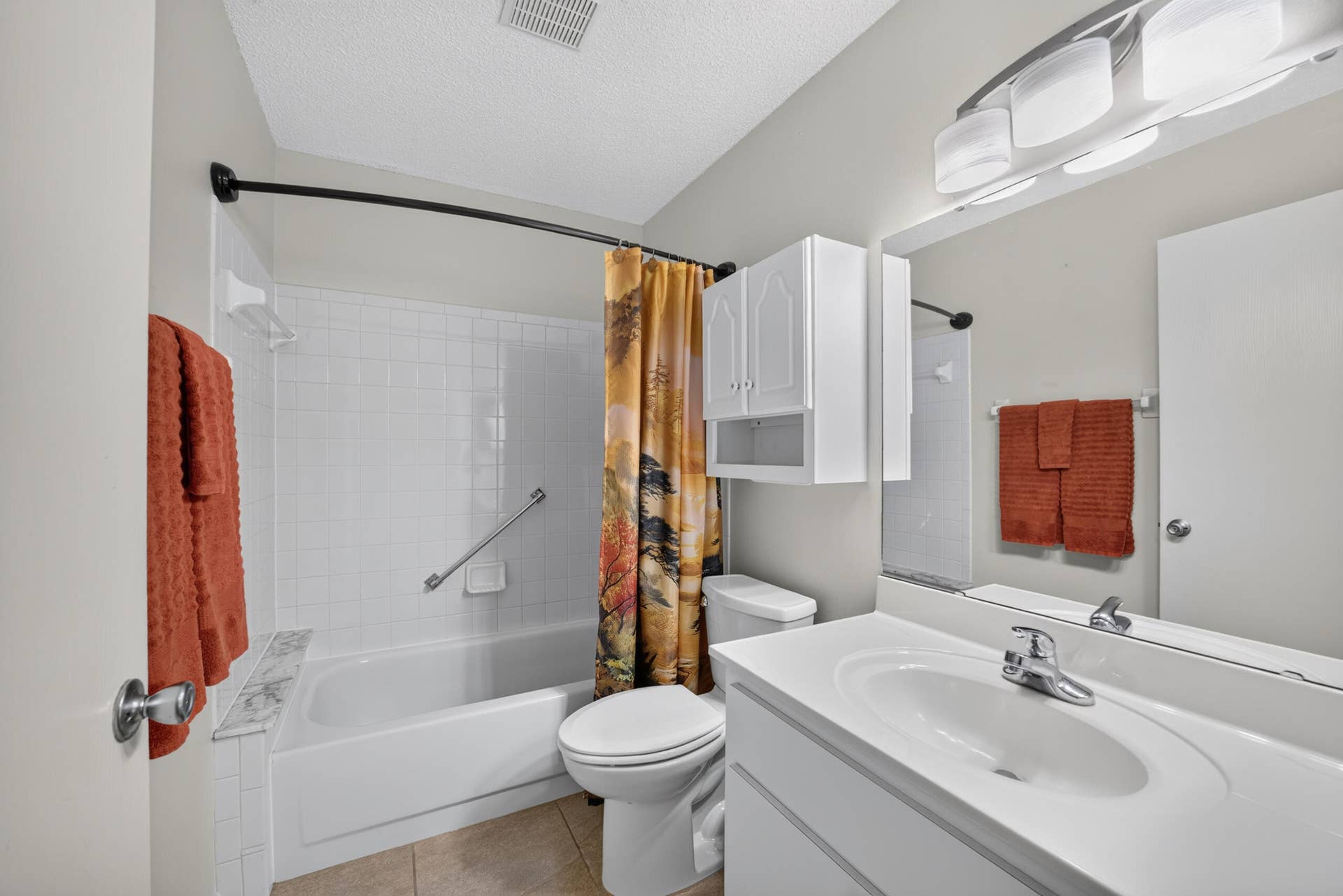 9675 SW 85th Avenue, #B, Ocala, FL 34481 #2 Bathroom