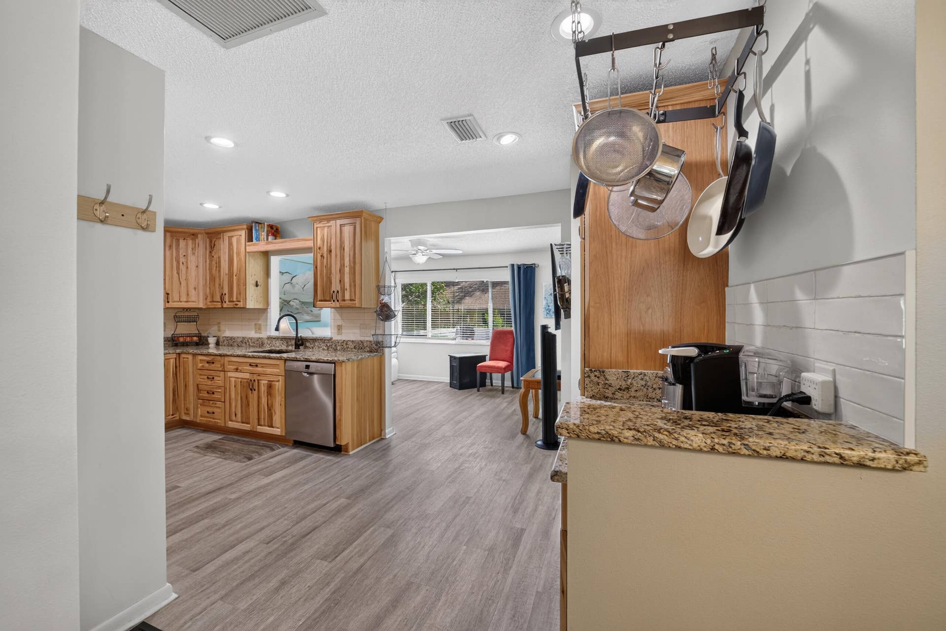 9675 SW 85th Avenue, #B, Ocala, FL 34481 Leading to Kitchen and FLEX Room