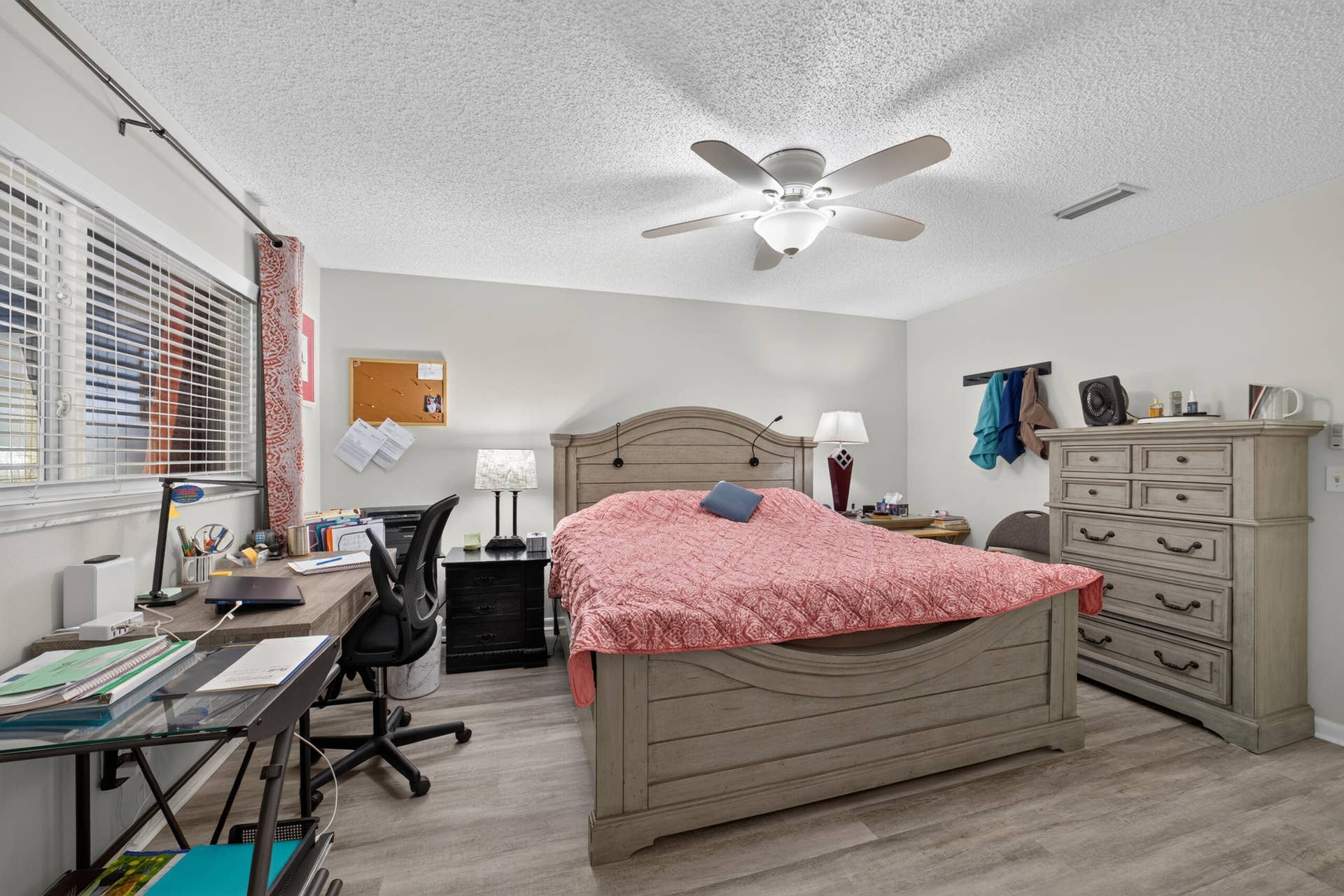9675 SW 85th Avenue, #B, Ocala, FL 34481 Master Bedroom with Ensuite Bathroom