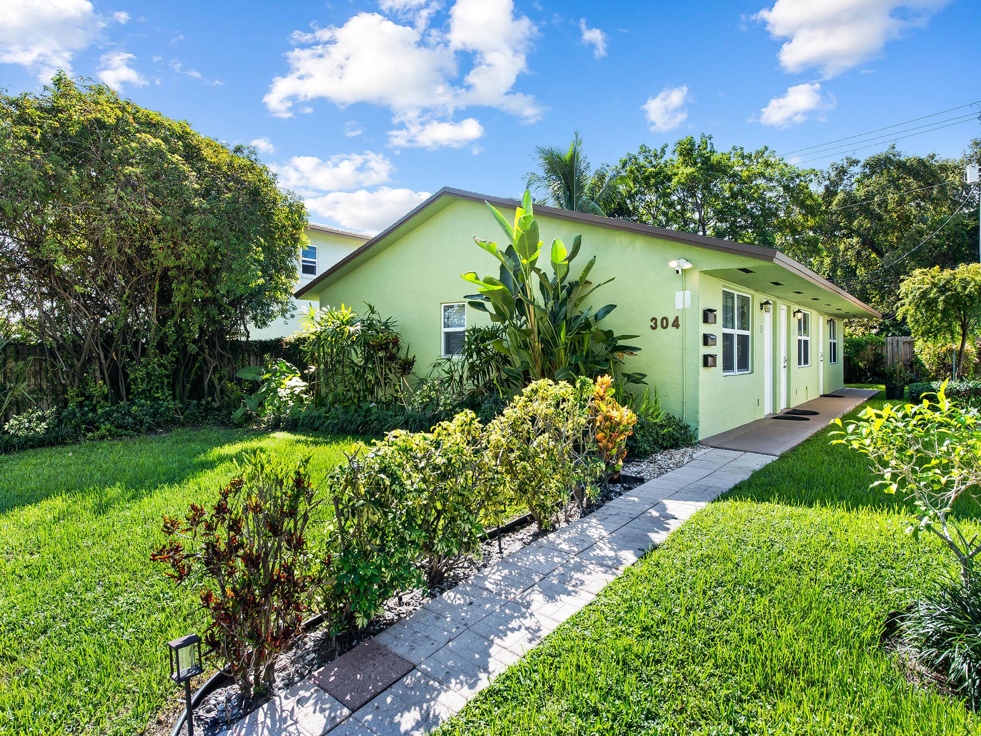304 SW 16th Court, #1-3, Fort Lauderdale, FL 33315 DSC_9675