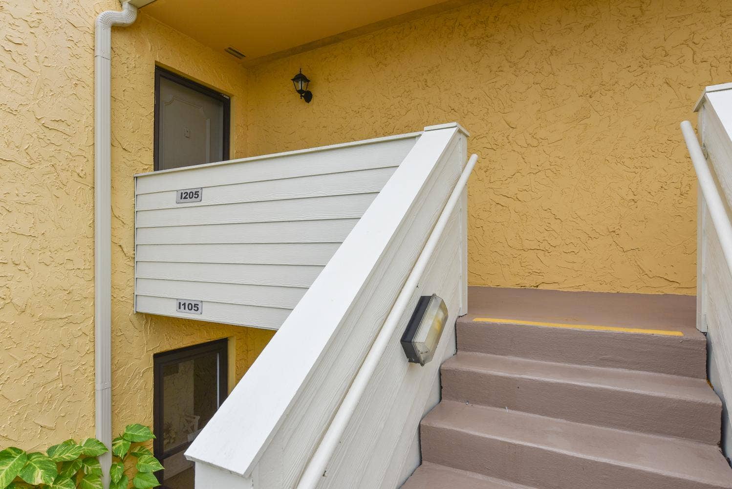5333 SE Miles Grant Road, #205, Stuart, FL 34997 007-004-5333 SE Miles Grant-1498x1000
