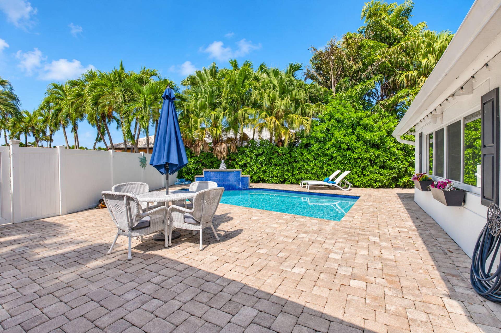 Pool/Patio