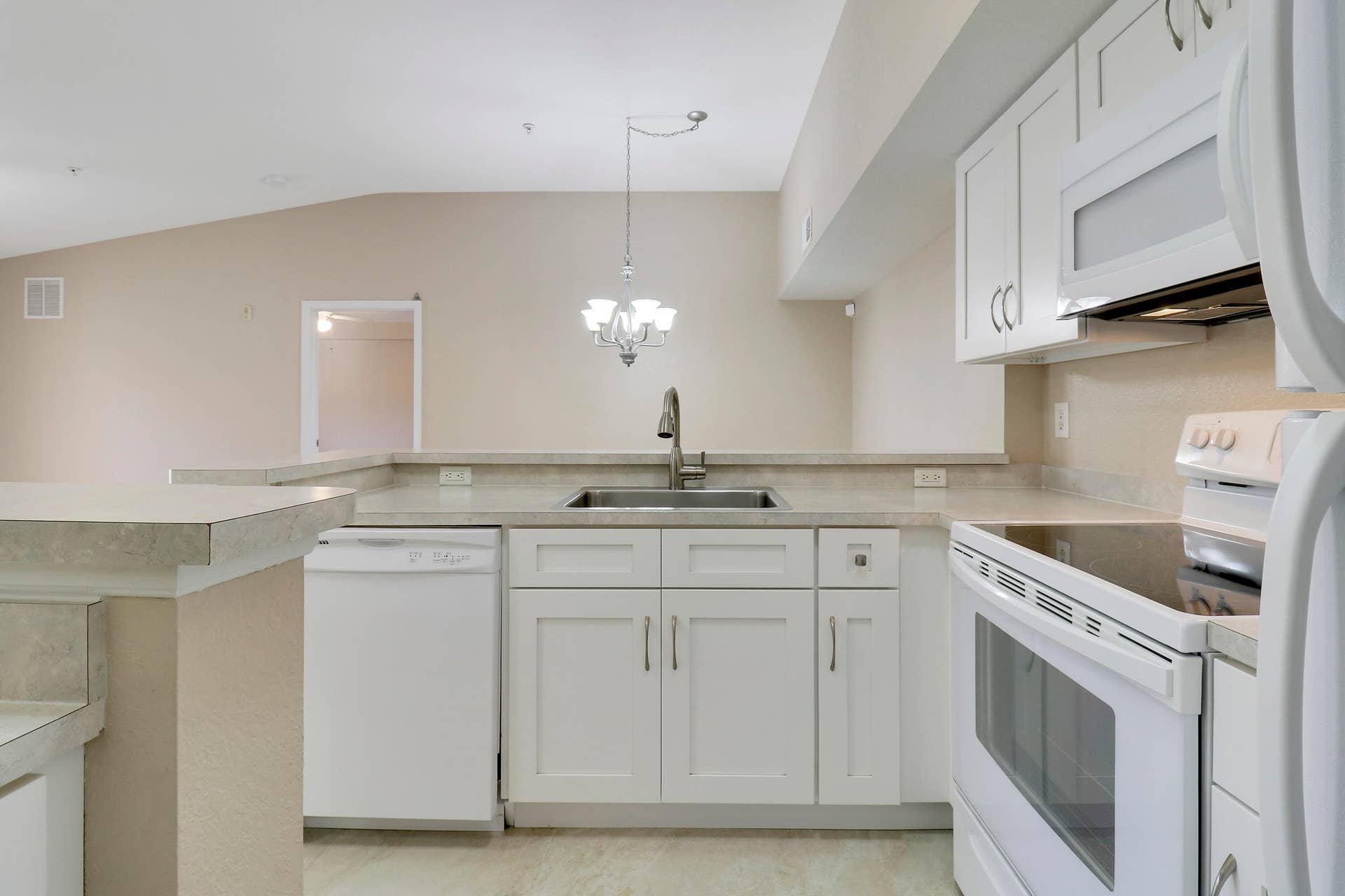 181 SW PALM Drive, #207, Port St. Lucie, Port St Lucie, FL 34986 House-18