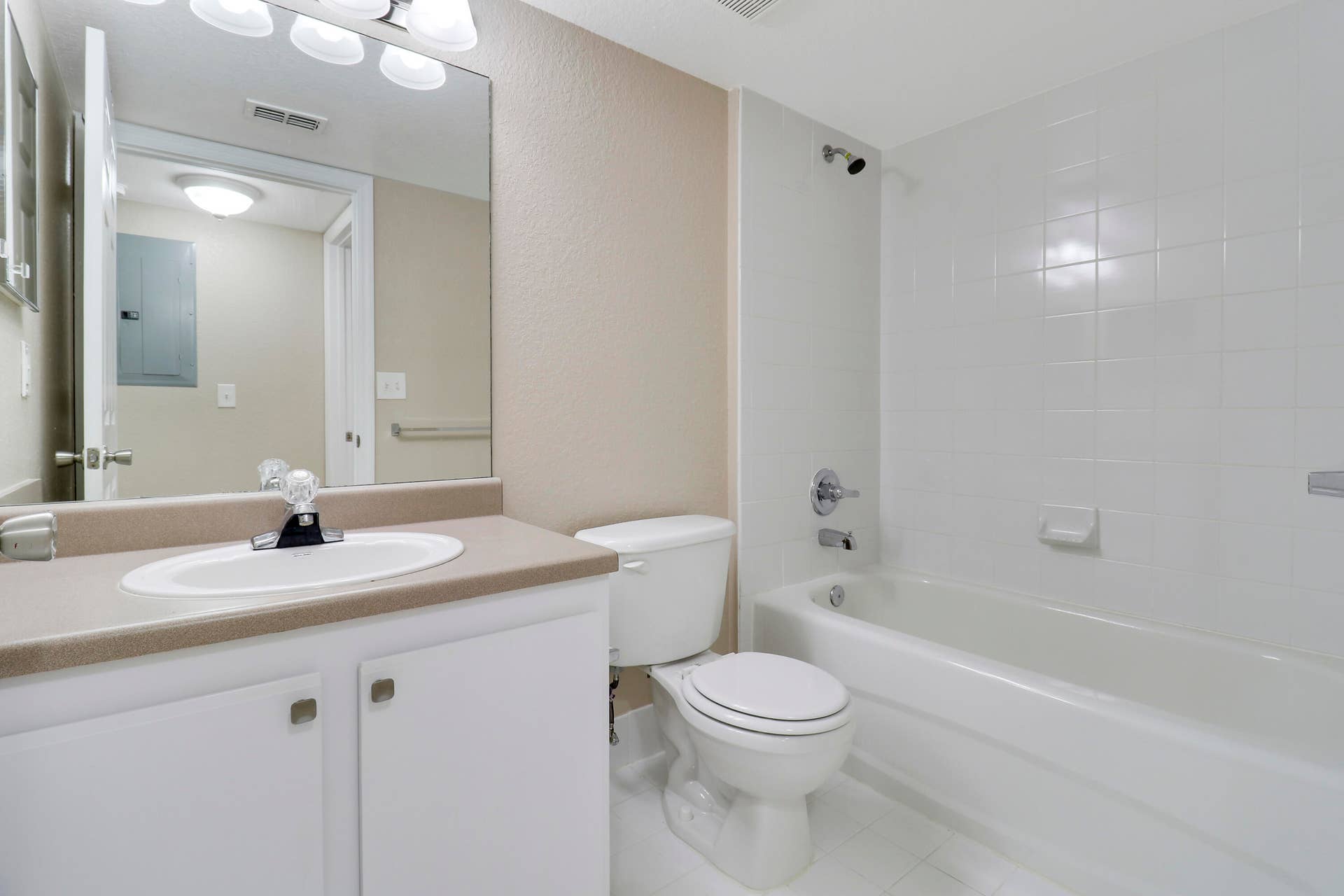 181 SW PALM Drive, #207, Port St. Lucie, Port St Lucie, FL 34986 House-8