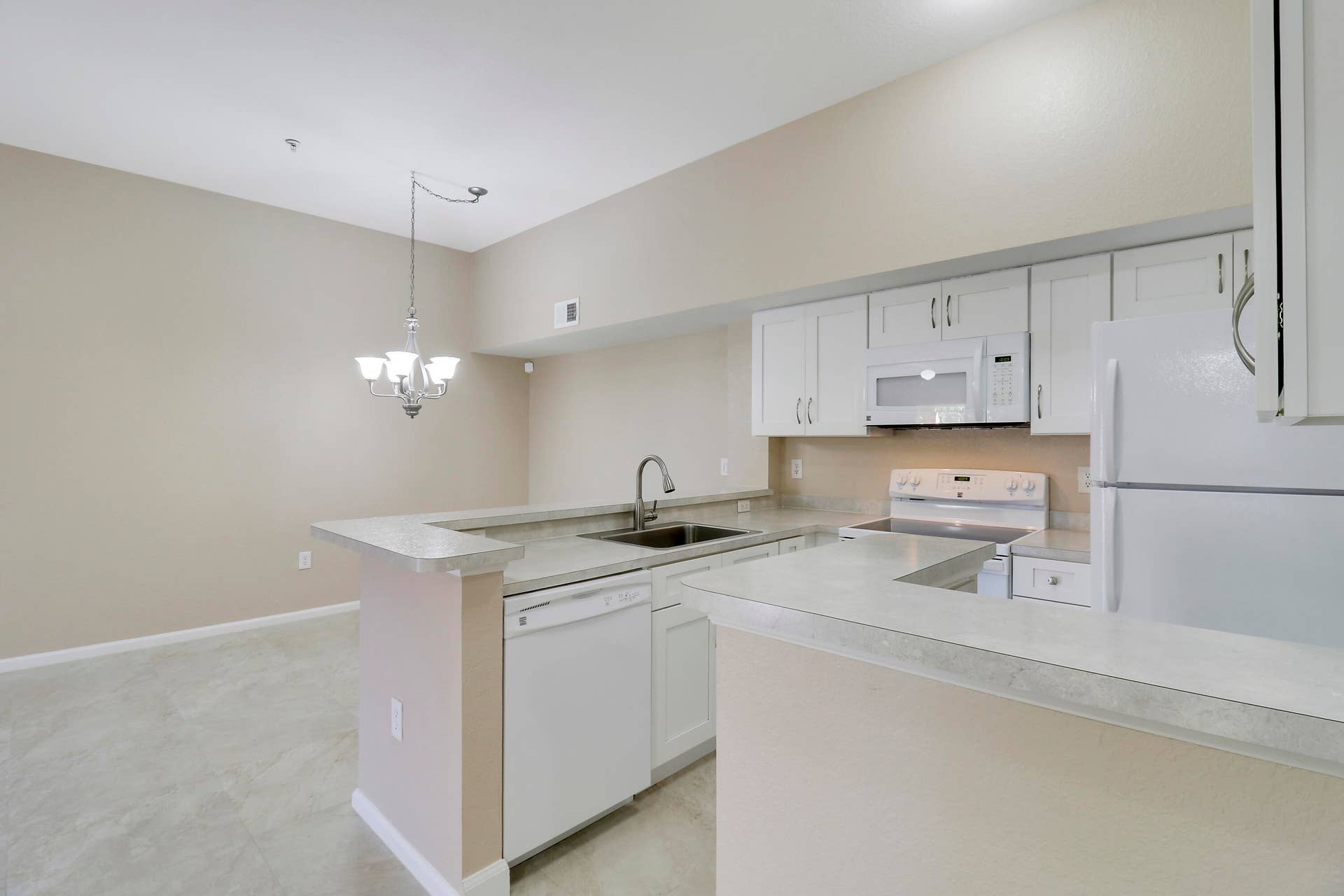 181 SW PALM Drive, #207, Port St. Lucie, Port St Lucie, FL 34986 House-15