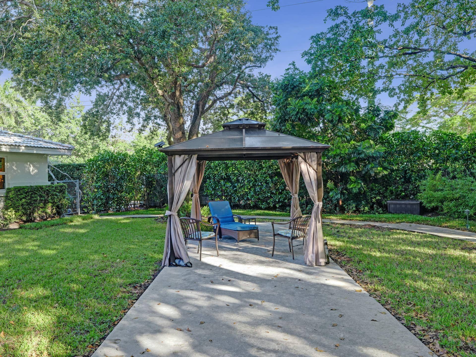 2600 NE 21st Street, Fort Lauderdale, FL 33305 41-web-or-mls-DSC07325