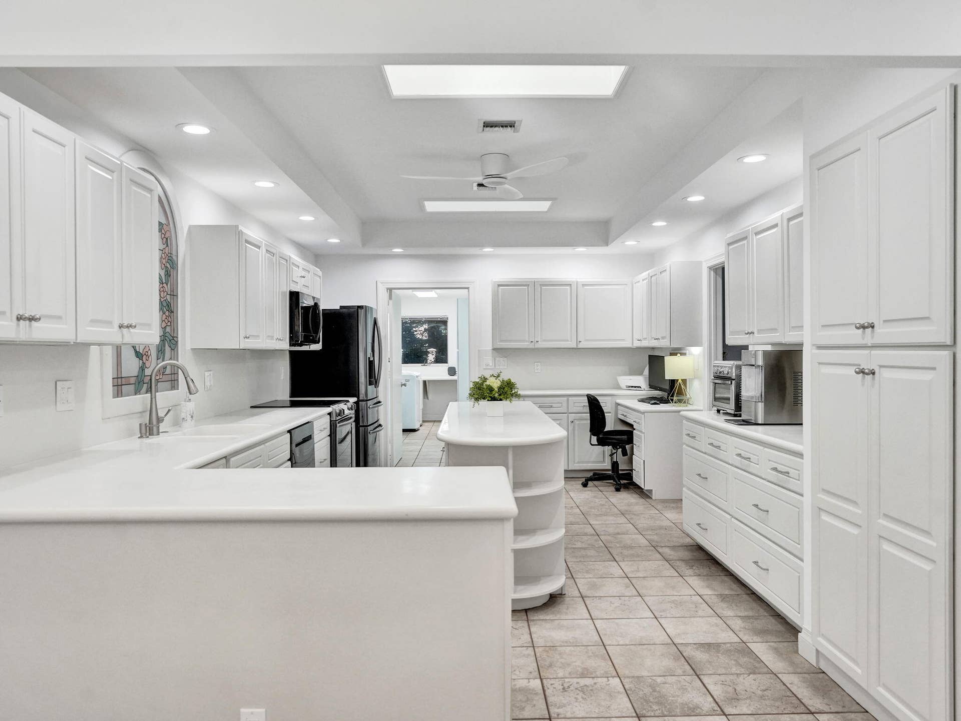 2600 NE 21st Street, Fort Lauderdale, FL 33305 46-web-or-mls-DSC07340