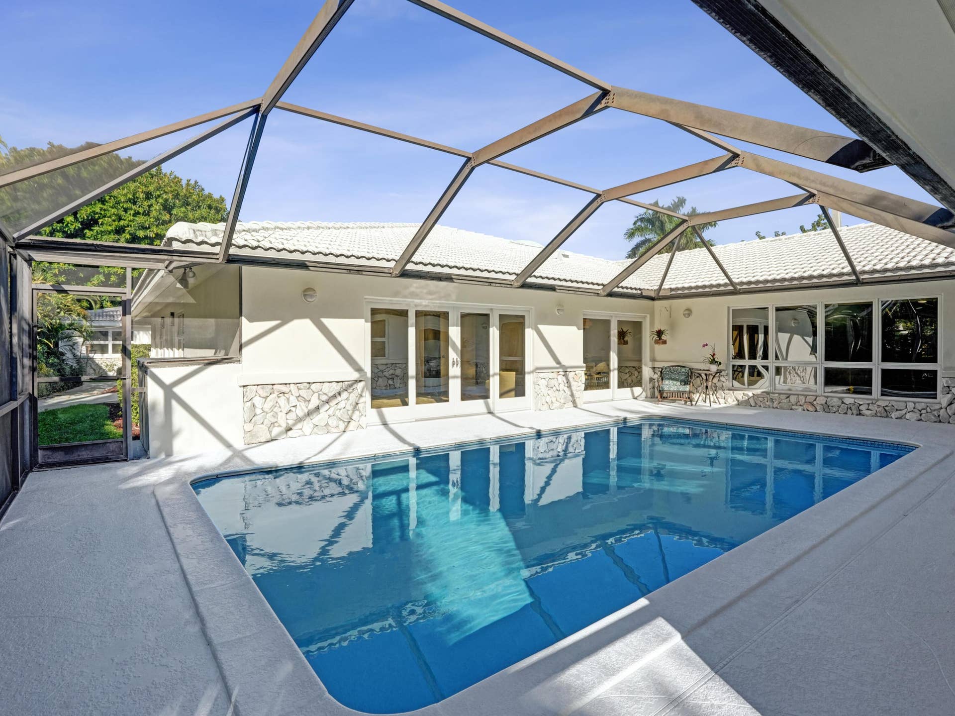 2600 NE 21st Street, Fort Lauderdale, FL 33305 70-print-DSC07412