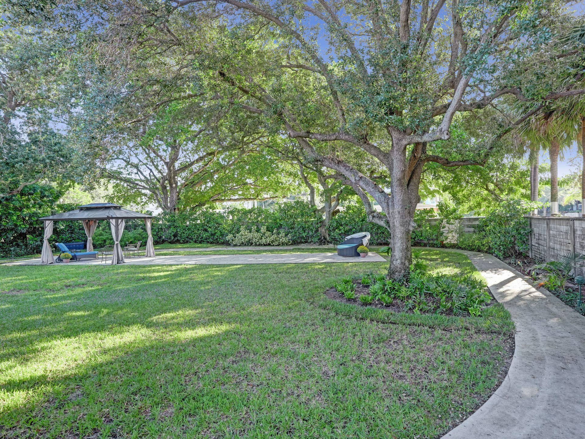 2600 NE 21st Street, Fort Lauderdale, FL 33305 38-web-or-mls-DSC07316