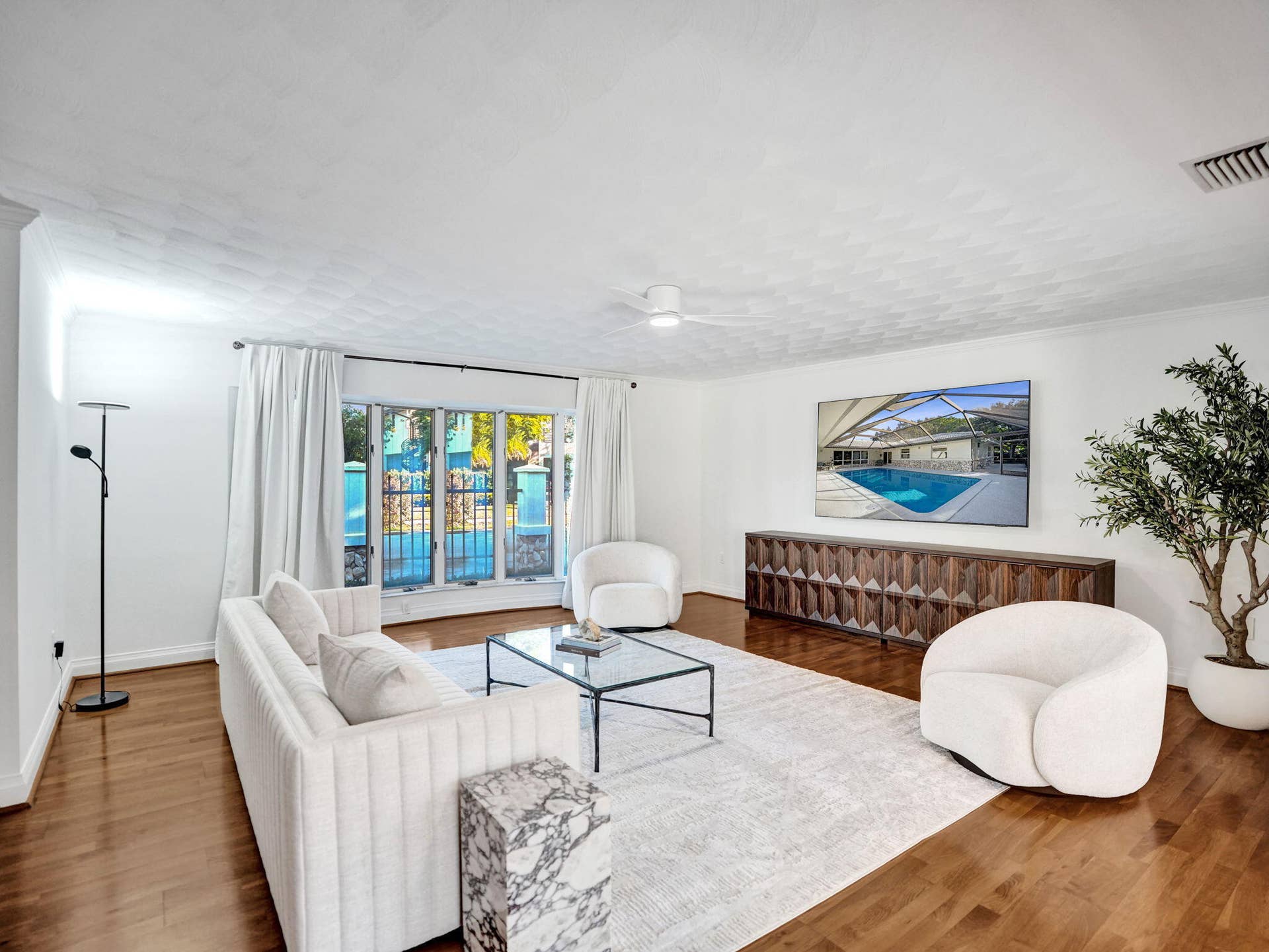 2600 NE 21st Street, Fort Lauderdale, FL 33305 91-web-or-mls-DSC07256 (2)