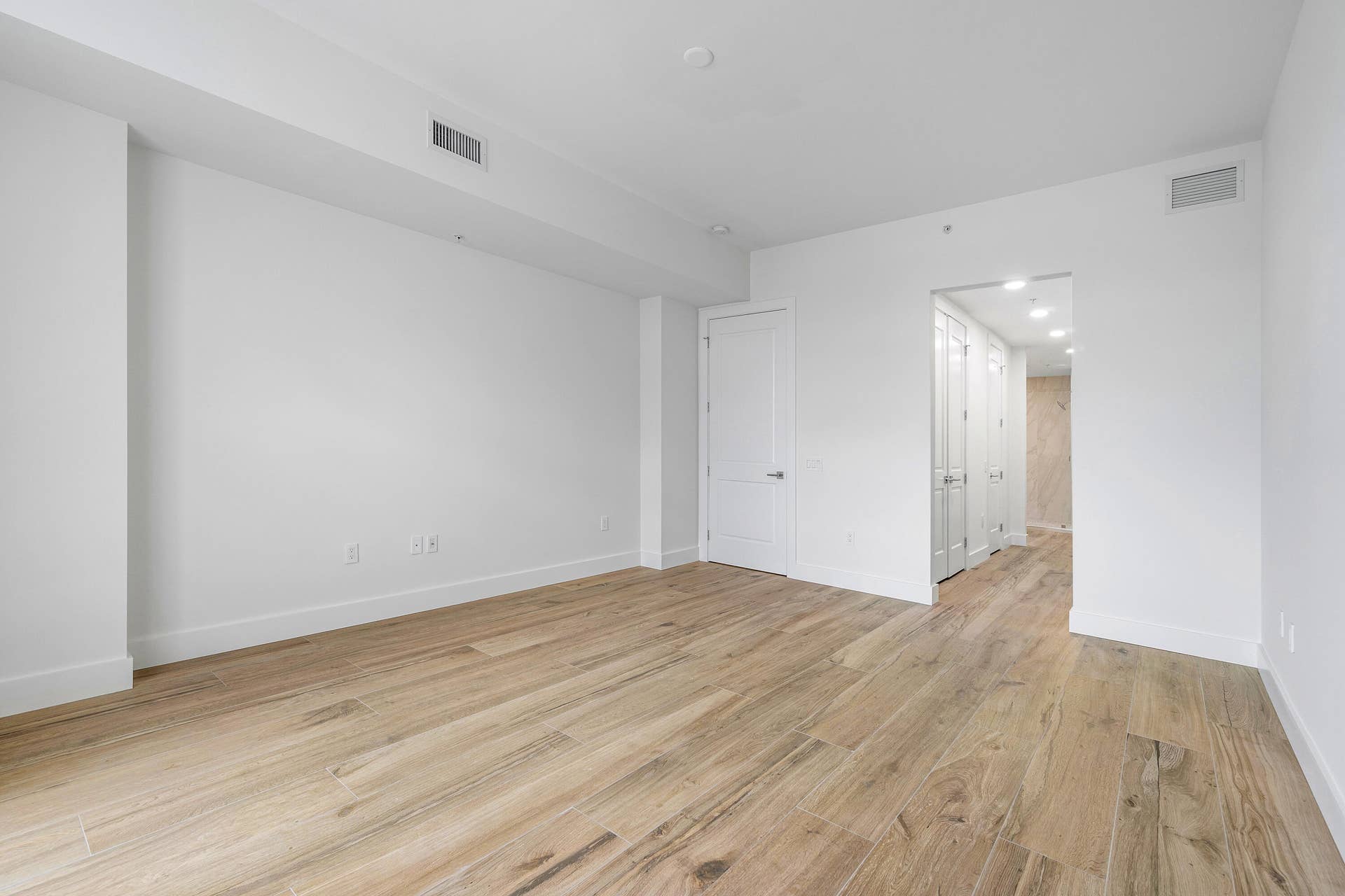 013-184LakeDrive-2302-PalmBeachShores-FL