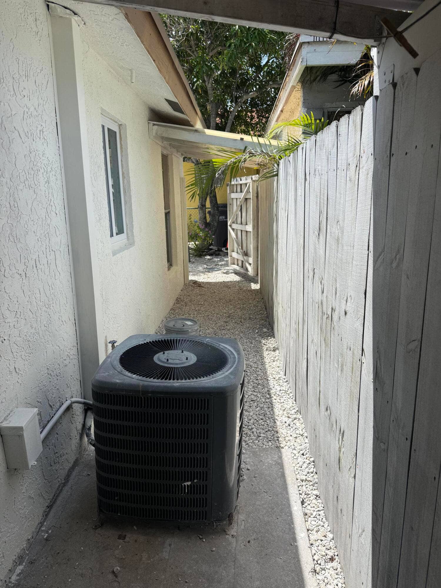 6801 Georgia Avenue, #2, West Palm Beach, FL 33405 Rear entrance