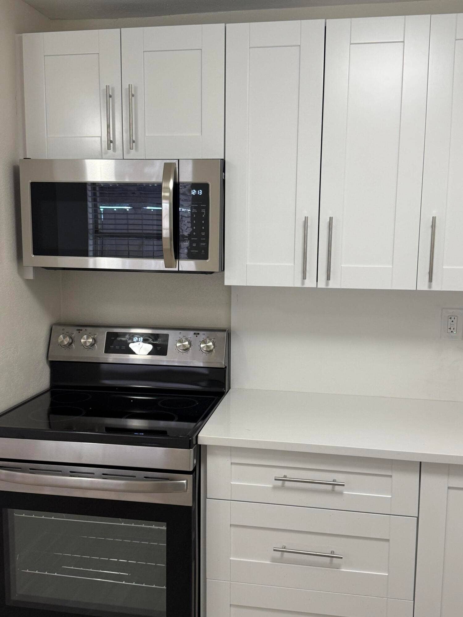 6801 Georgia Avenue, #2, West Palm Beach, FL 33405 Kitchen