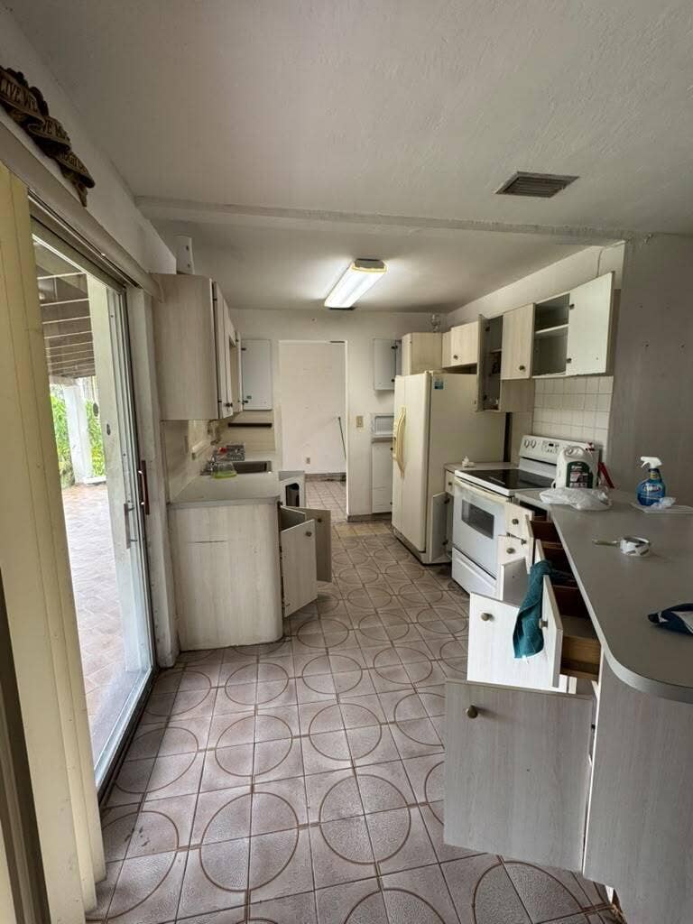 view kitchen