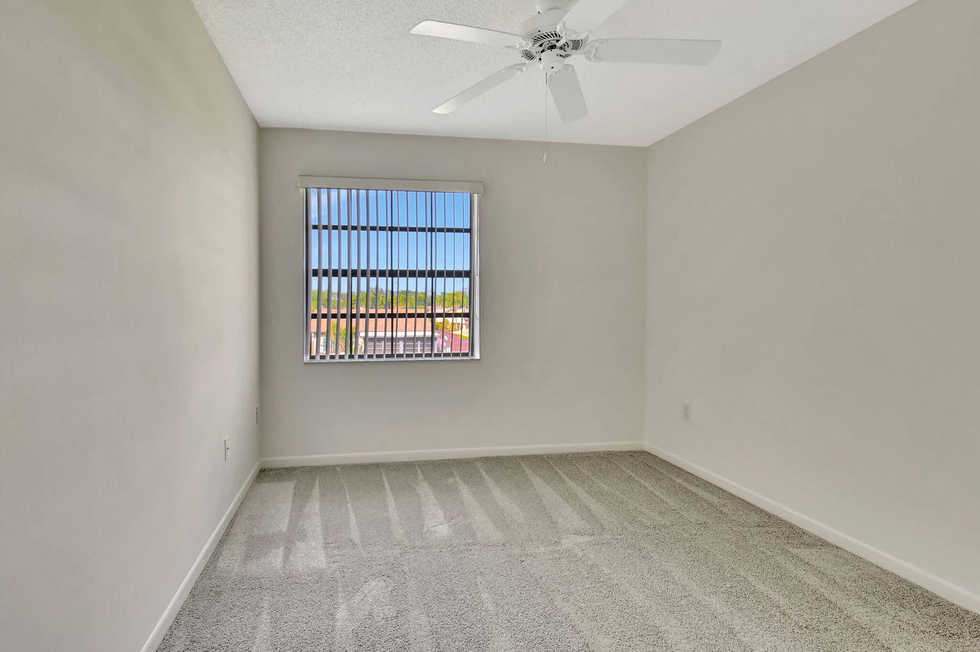 Third Bedroom / Den