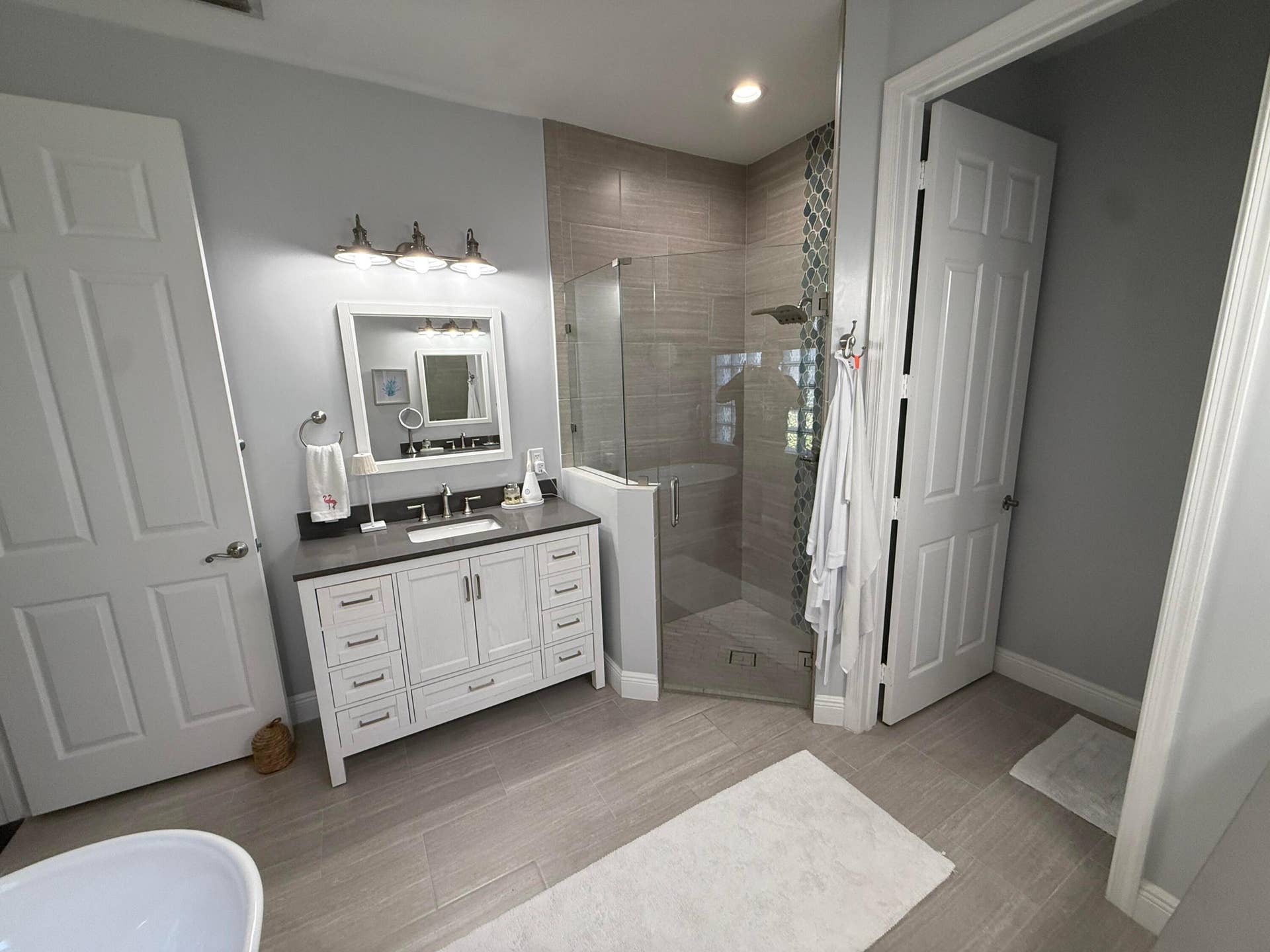 2310 Sapphire Circle, West Palm Beach, FL 33411 Primary Bath