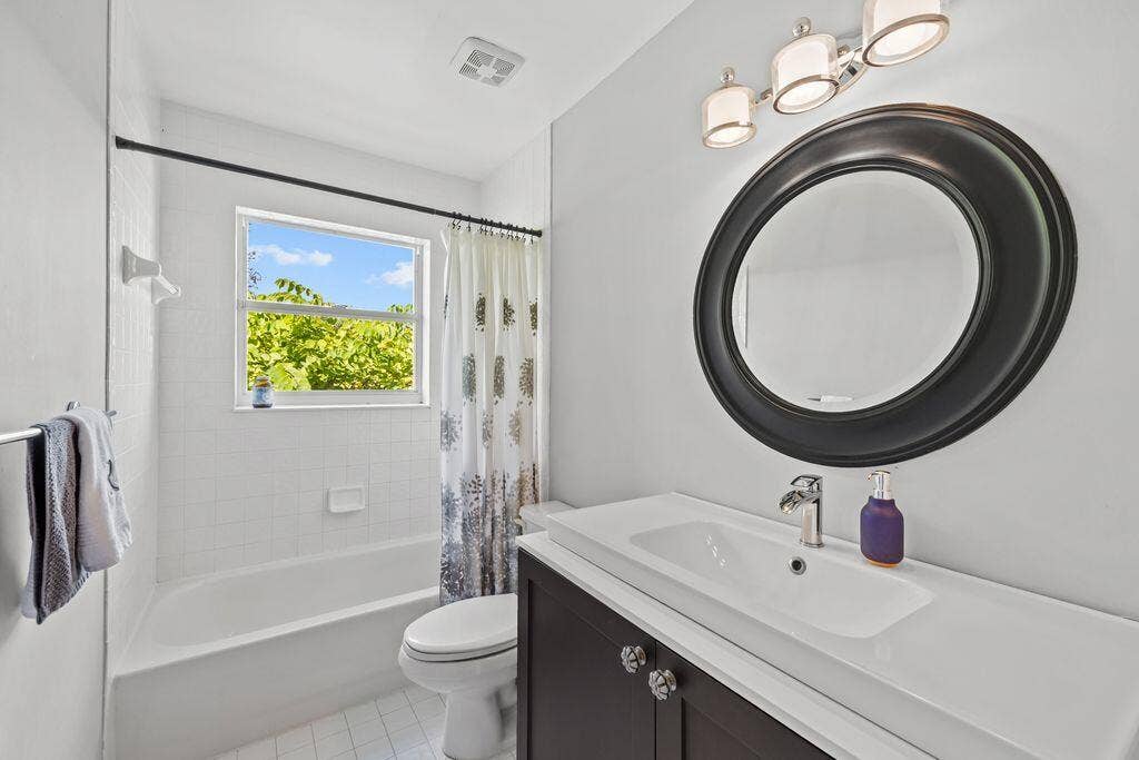 1695 S Club Drive, Wellington, FL 33414 rikke24