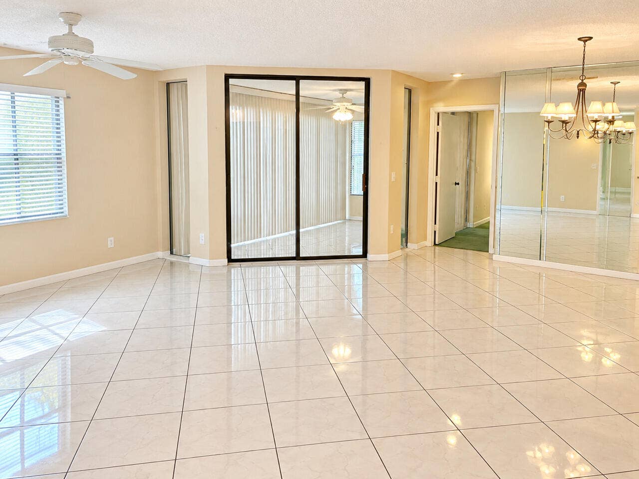 living area NF