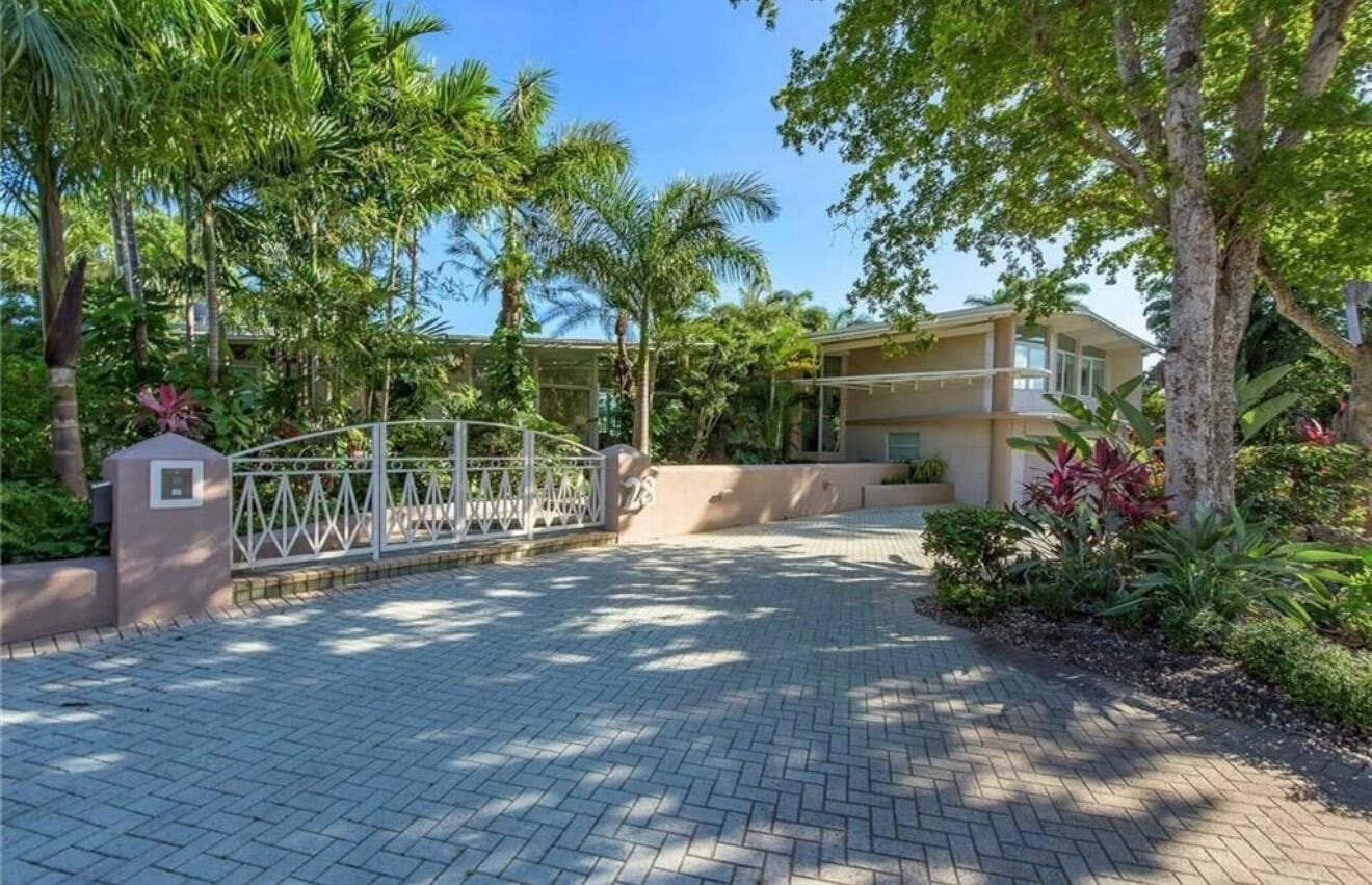 28 PELICAN Drive, Fort Lauderdale, FL 33301 IMG_7924