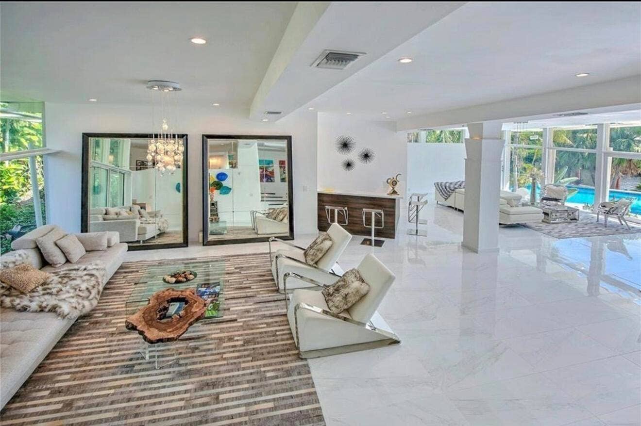 28 PELICAN Drive, Fort Lauderdale, FL 33301 IMG_7888