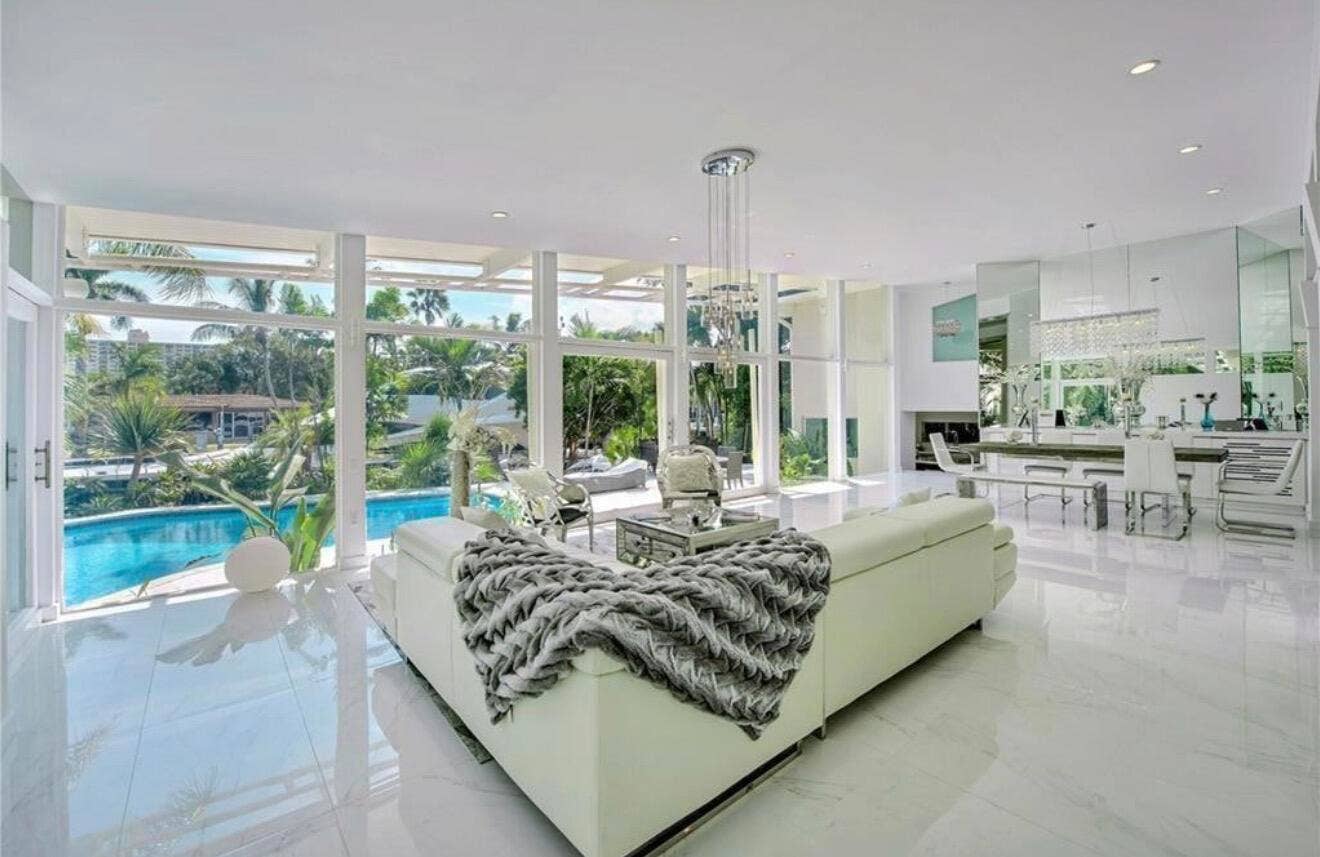28 PELICAN Drive, Fort Lauderdale, FL 33301 IMG_7886