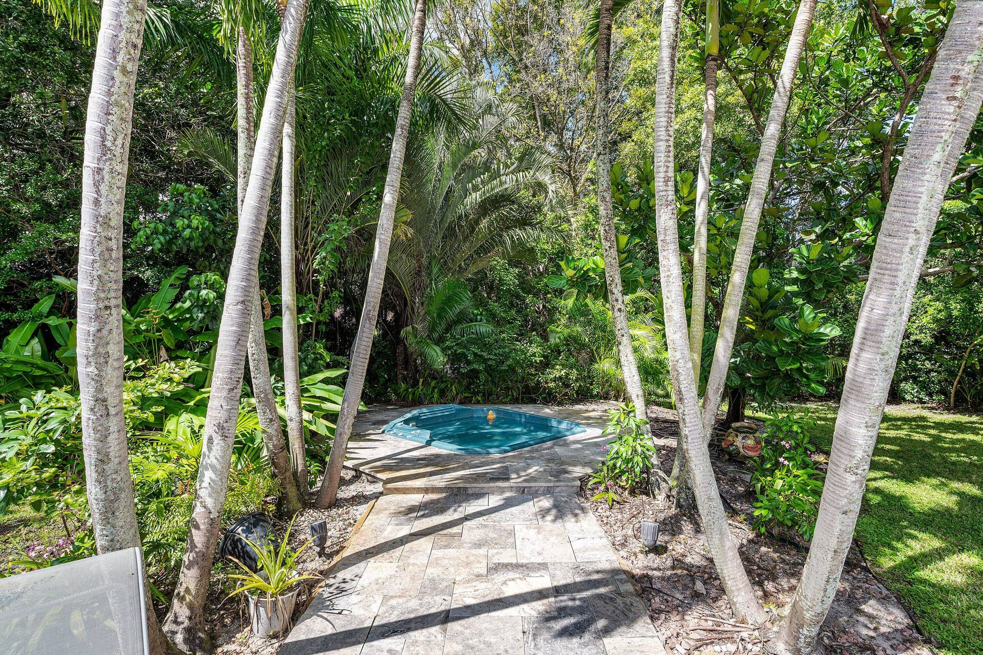 17888 Fieldbrook Circle E, Boca Raton, FL 33496 Hot Tub