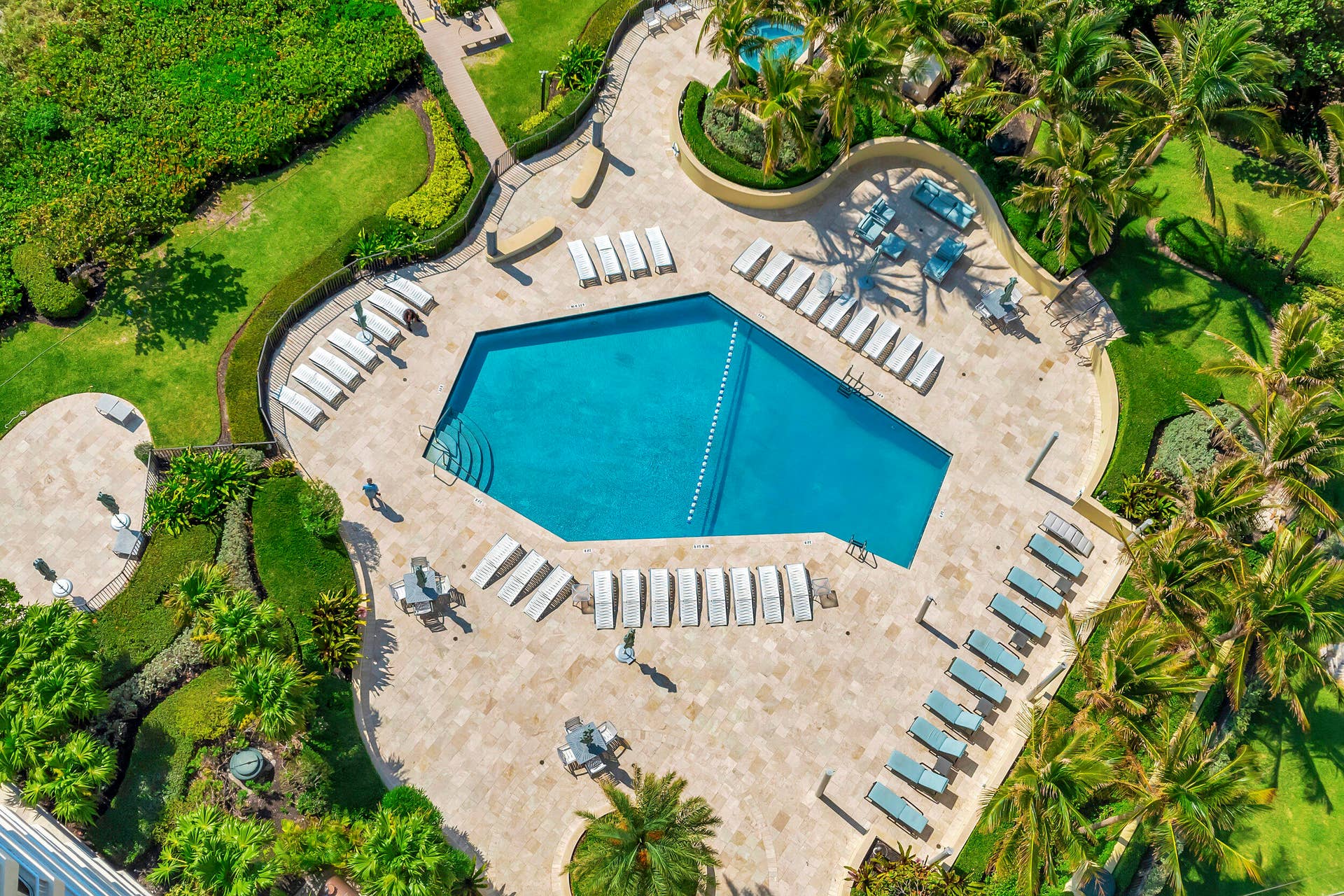 550 S Ocean Boulevard, #602, Boca Raton, FL 33432 Swimming Pool