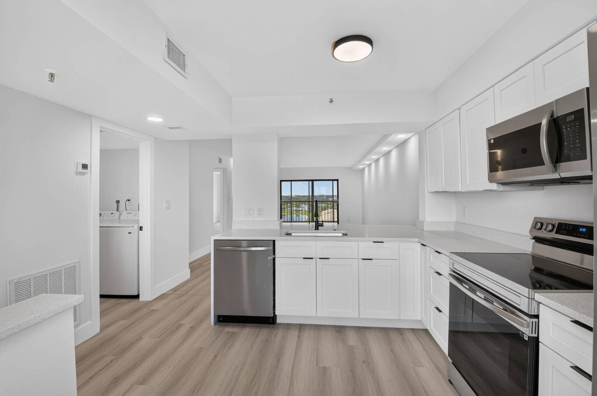 6866 Huntington Lane, #707, Delray Beach, FL 33446 23-web-or-mls-042_DSC_0246