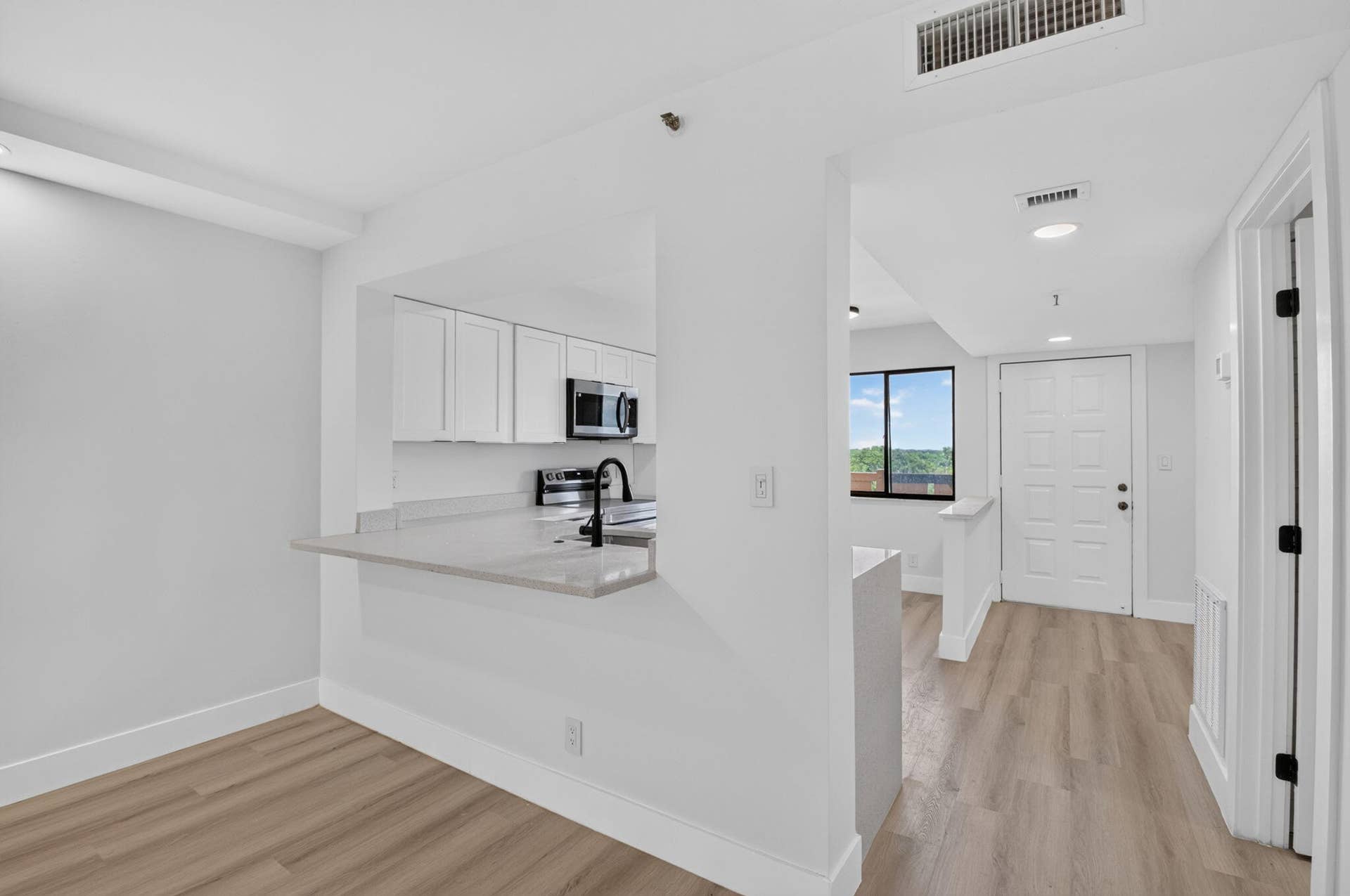 6866 Huntington Lane, #707, Delray Beach, FL 33446 21-web-or-mls-040_DSC_0236
