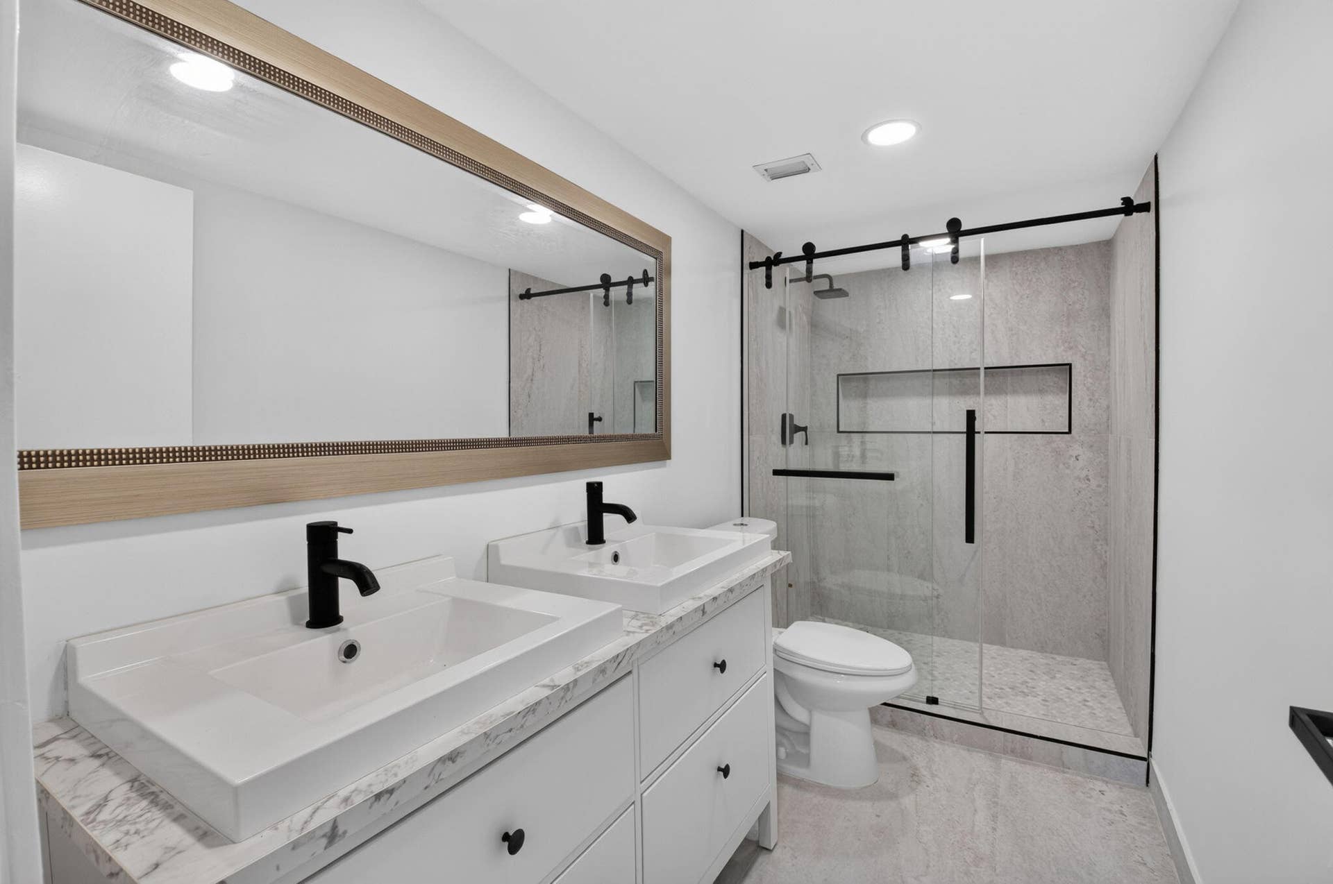 6866 Huntington Lane, #707, Delray Beach, FL 33446 31-web-or-mls-050_DSC_9771