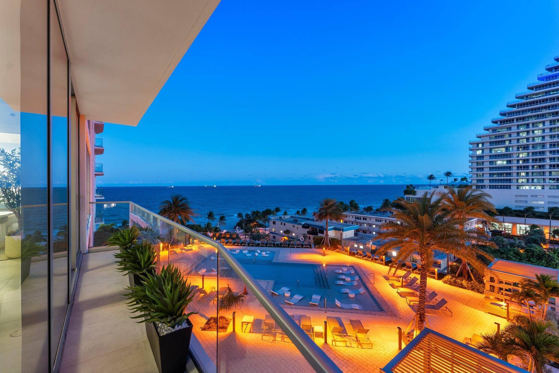 151 N Seabreeze Boulevard, #602, Fort Lauderdale, FL 33304 151 N Seabreeze Blvd Twilights_073