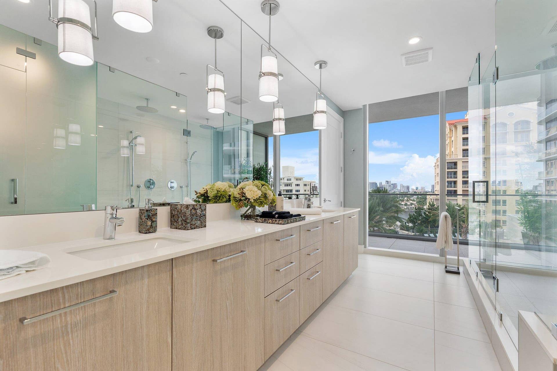 151 N Seabreeze Boulevard, #602, Fort Lauderdale, FL 33304 151 N Seabreeze Blvd 602_057