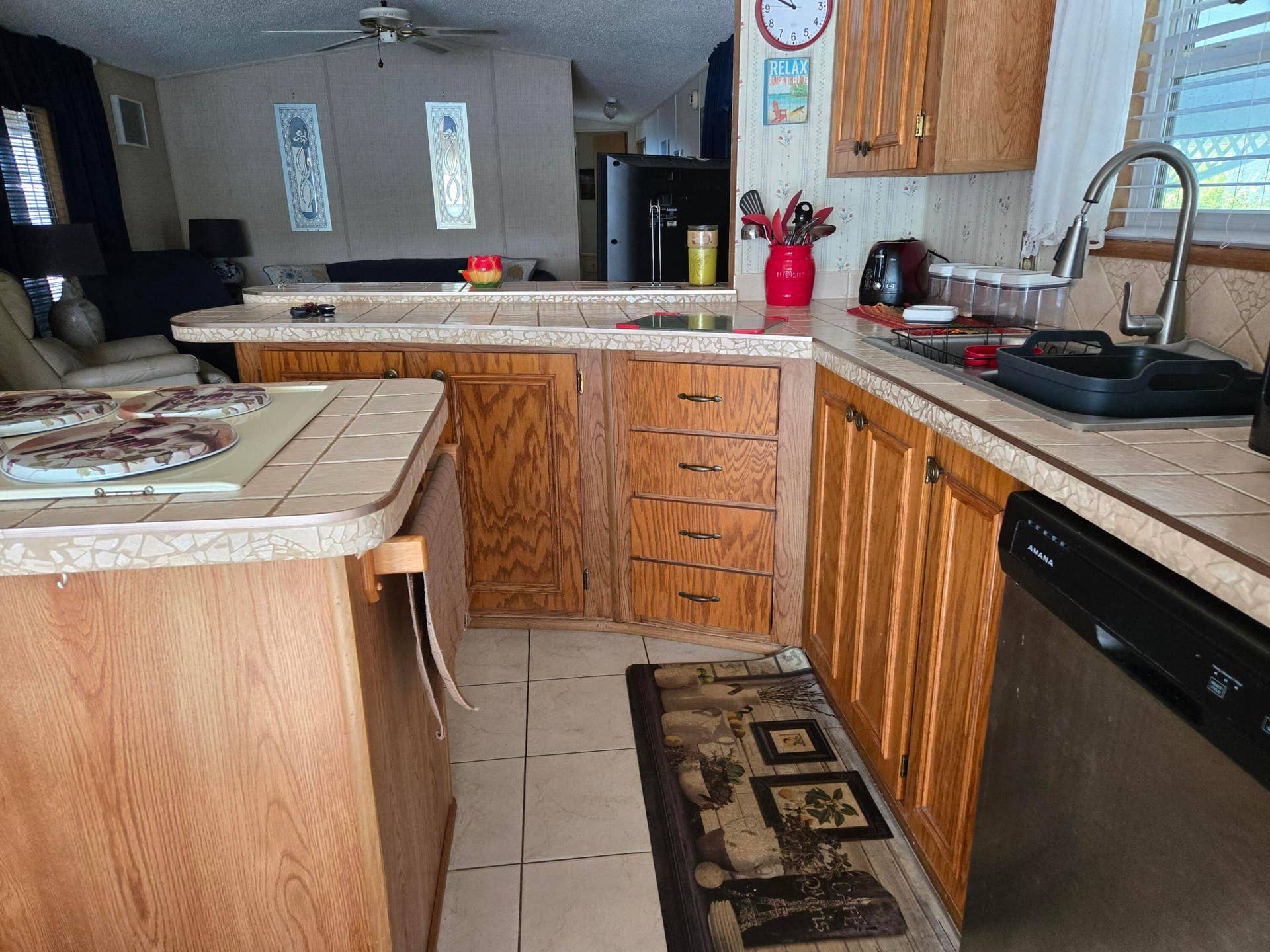 1601 US-441, #107, Okeechobee, FL 34974 15327